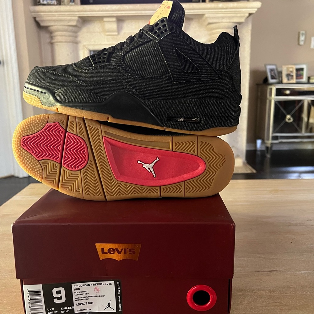 Air Jordan 4 Retro Levi’s - Picture 4 of 6